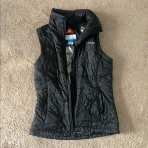 Columbia vest